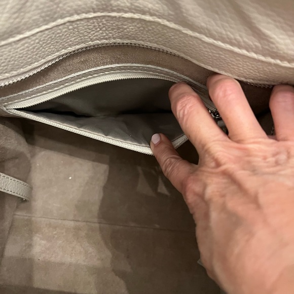 NWT never used Valentino bag from off Saks fifth ave. original price tag - Picture 2 of 9